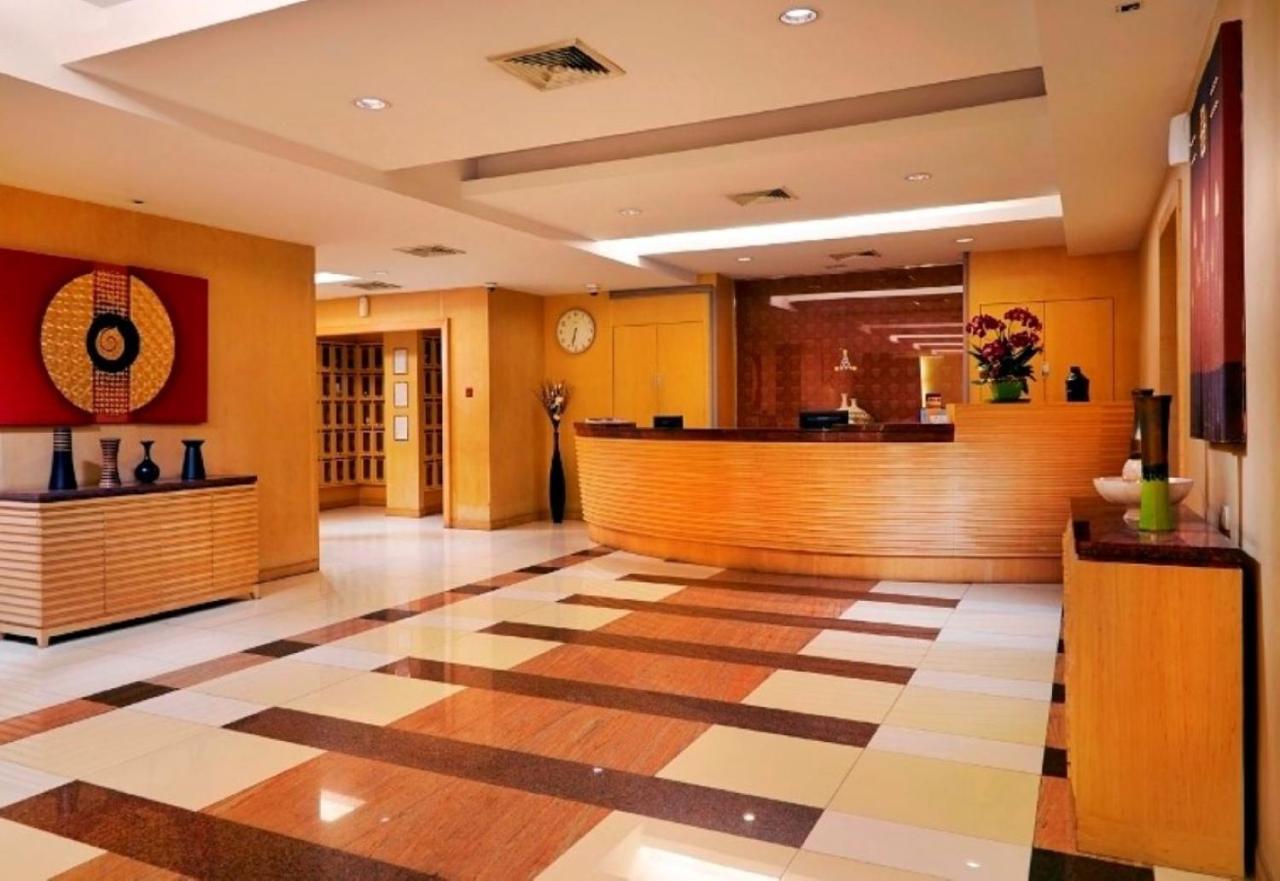 S.M. Grande Residence Bangkok Dış mekan fotoğraf